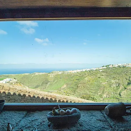 Mountain Hideaway House In Villa