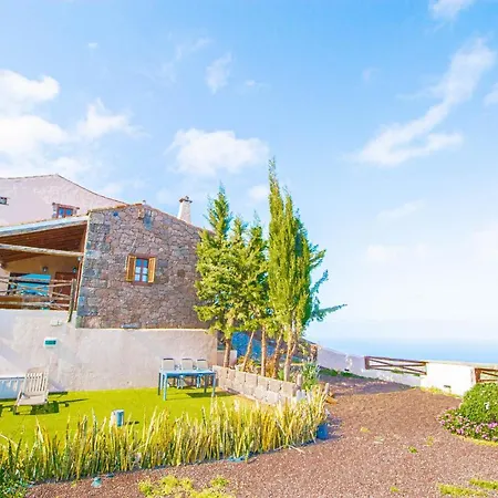 Mountain Hideaway House In Villa
