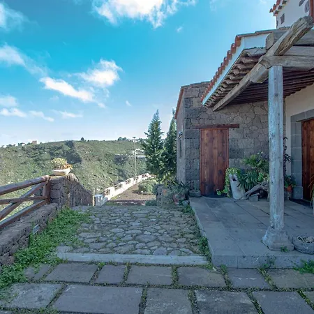 Mountain Hideaway House In Moya *
